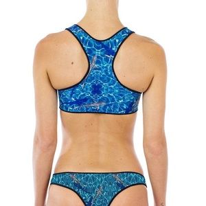 Abysse Neoprene Jenna Top Shark Print Size Medium
